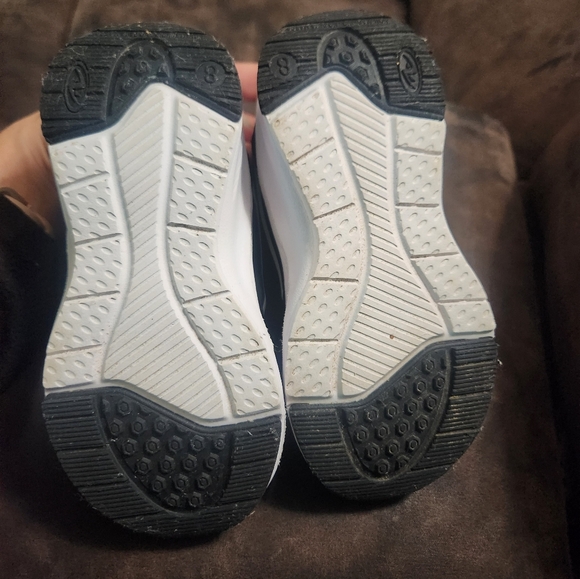 Black Kids Sneakers - Picture 4 of 6